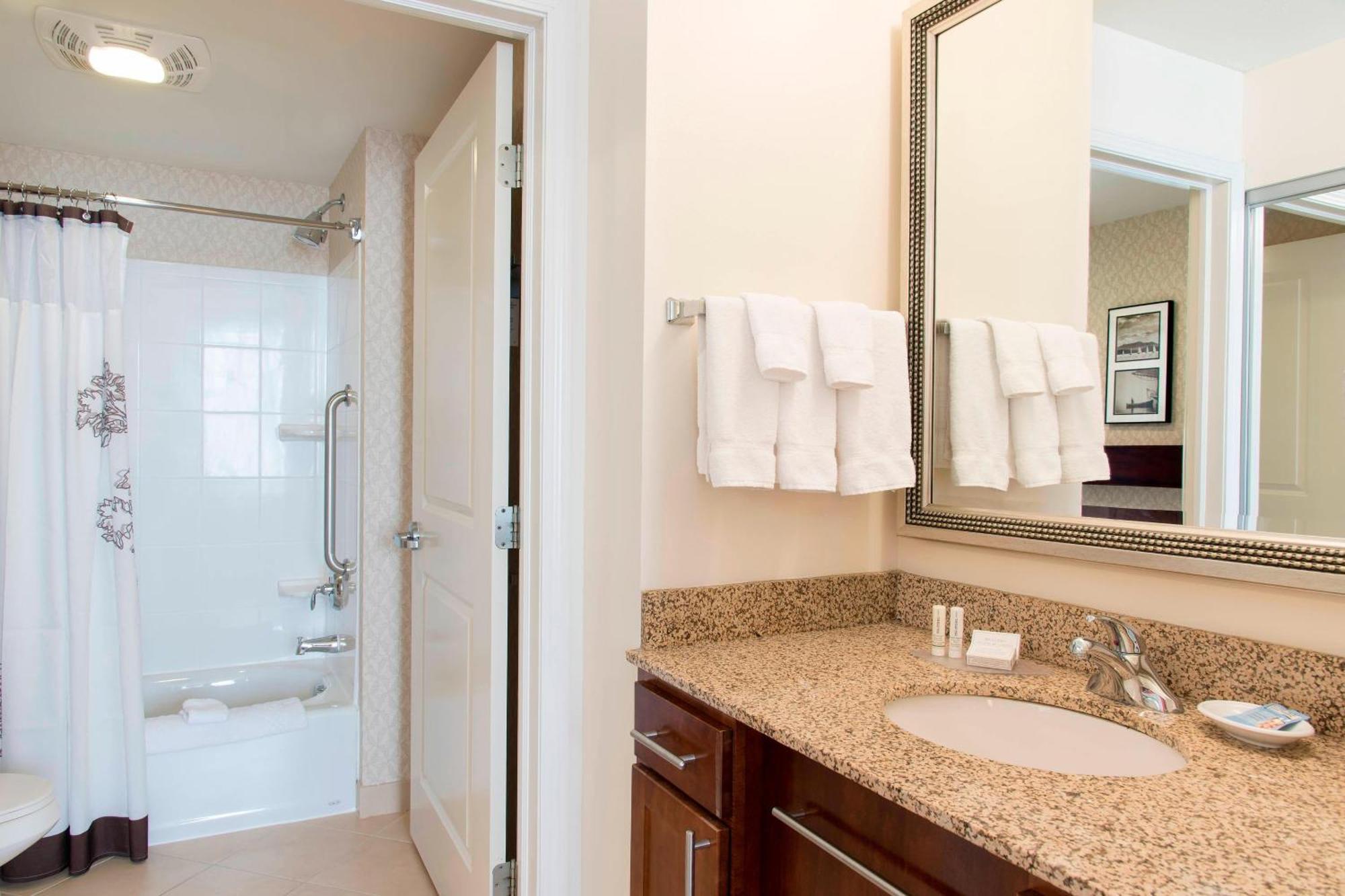 Residence Inn Moline Quad Cities Екстер'єр фото